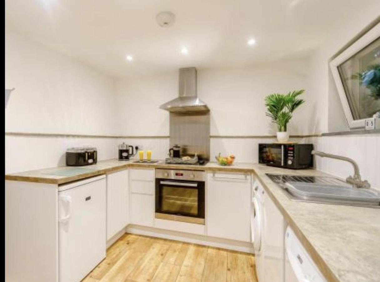Charming 2-Bed Cottage In Wadebridge Cornwall 外观 照片